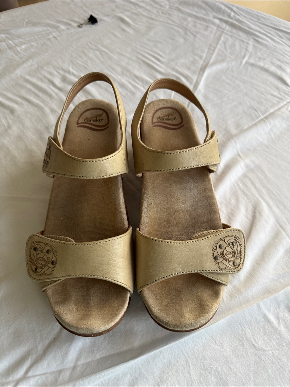 Dansko Leather Light Beige Slingback Sandals with Floral Medallionion
